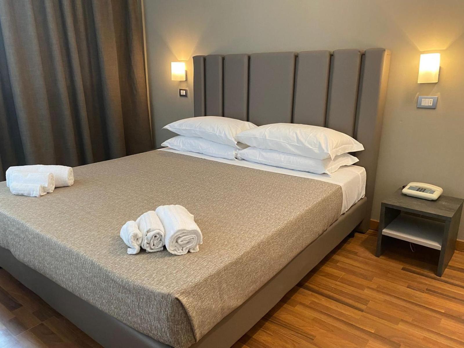 Hotel Golden Ρίμινι Εξωτερικό φωτογραφία